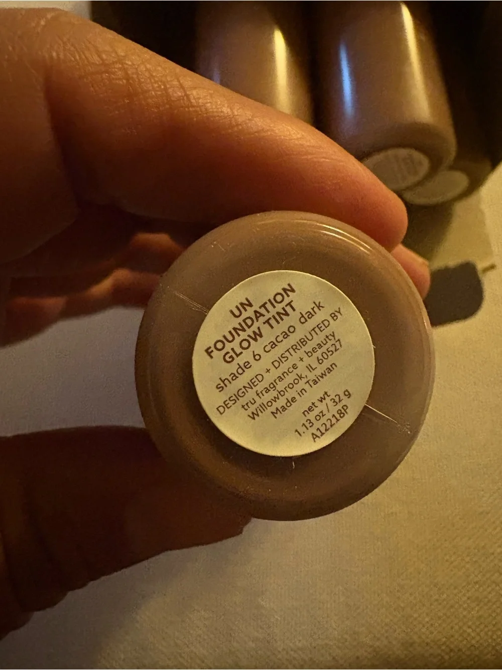 UN Foundation Glow Tint - Shade 6 Cacao Dark